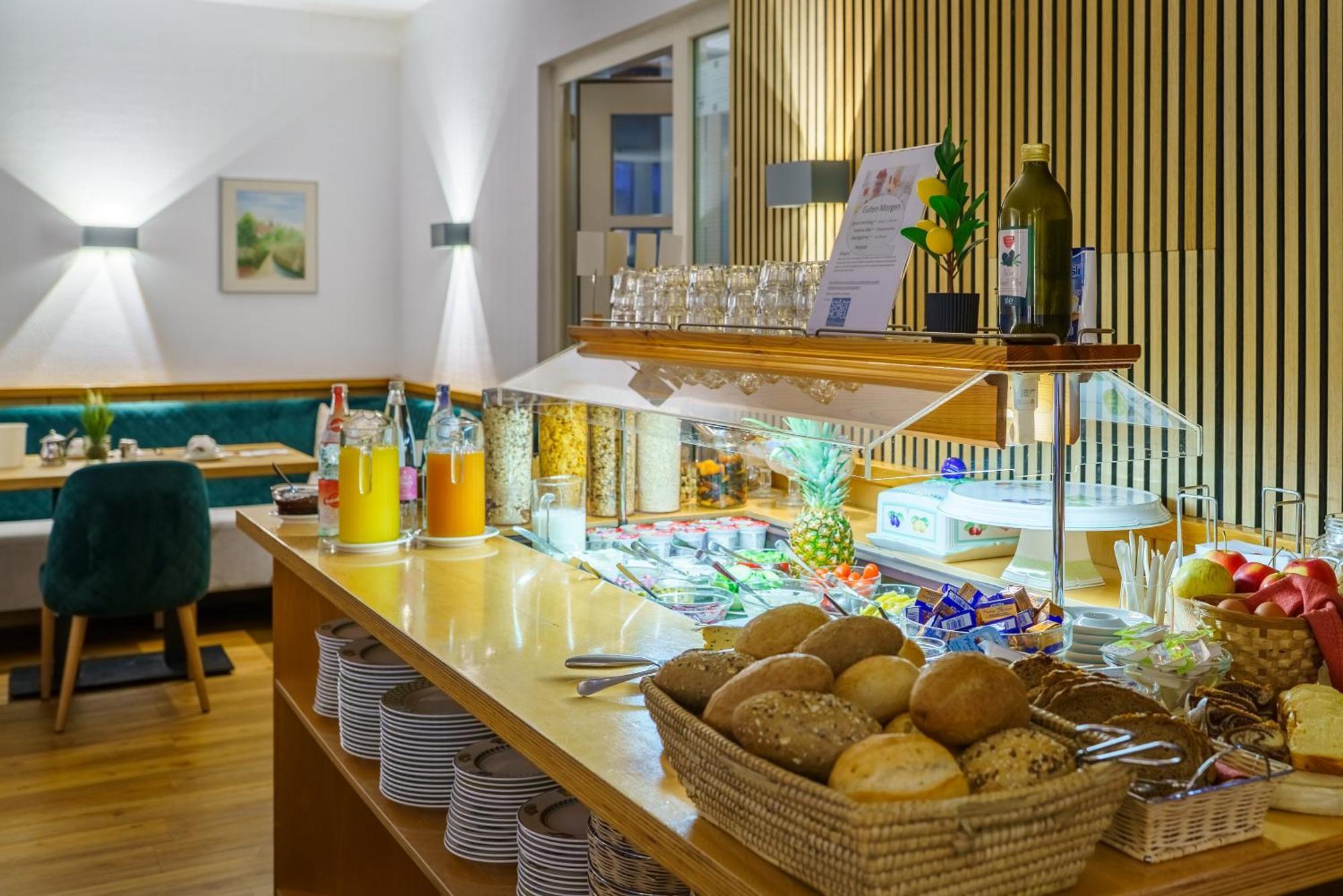 Stadthotel Pfeffermuehle Генгенбах Екстер'єр фото