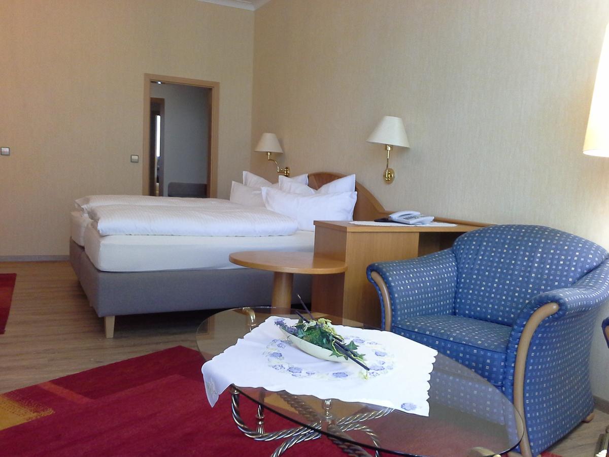 Stadthotel Pfeffermuehle Генгенбах Екстер'єр фото