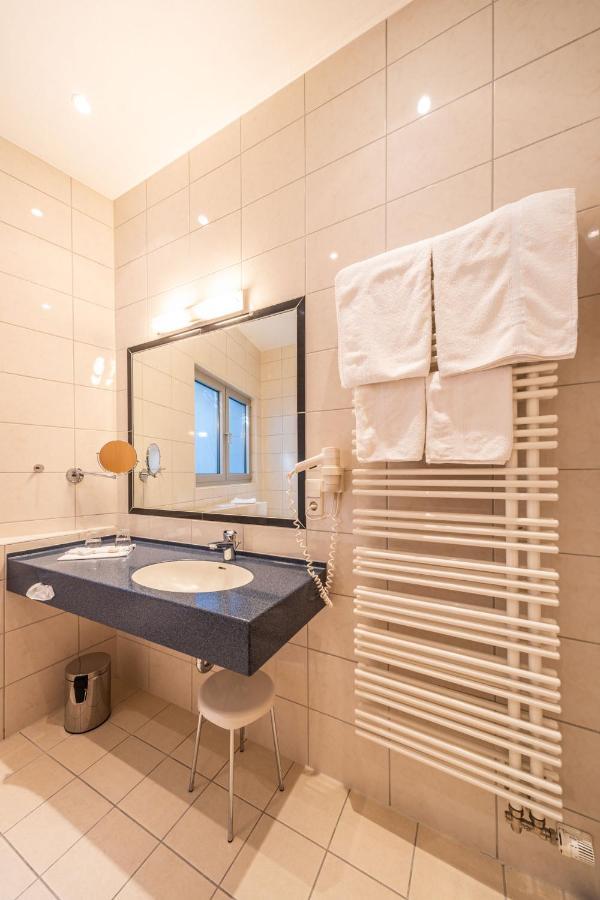 Stadthotel Pfeffermuehle Генгенбах Екстер'єр фото